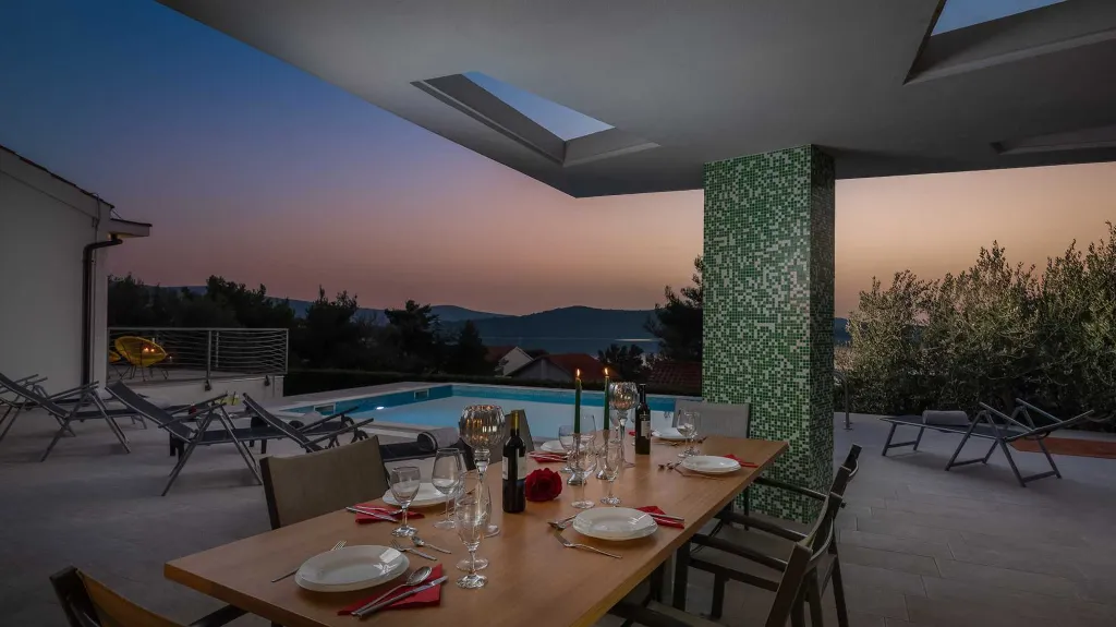 Private Pool Villa with Garden in Žaborić