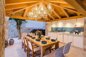 Heritage Stone Villa with Heated Pool in Dubrovnik