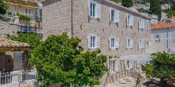 Heritage Stone Villa with Heated Pool in Dubrovnik