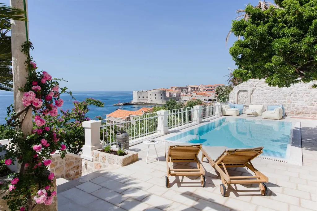 Heritage Stone Villa with Heated Pool in Dubrovnik
