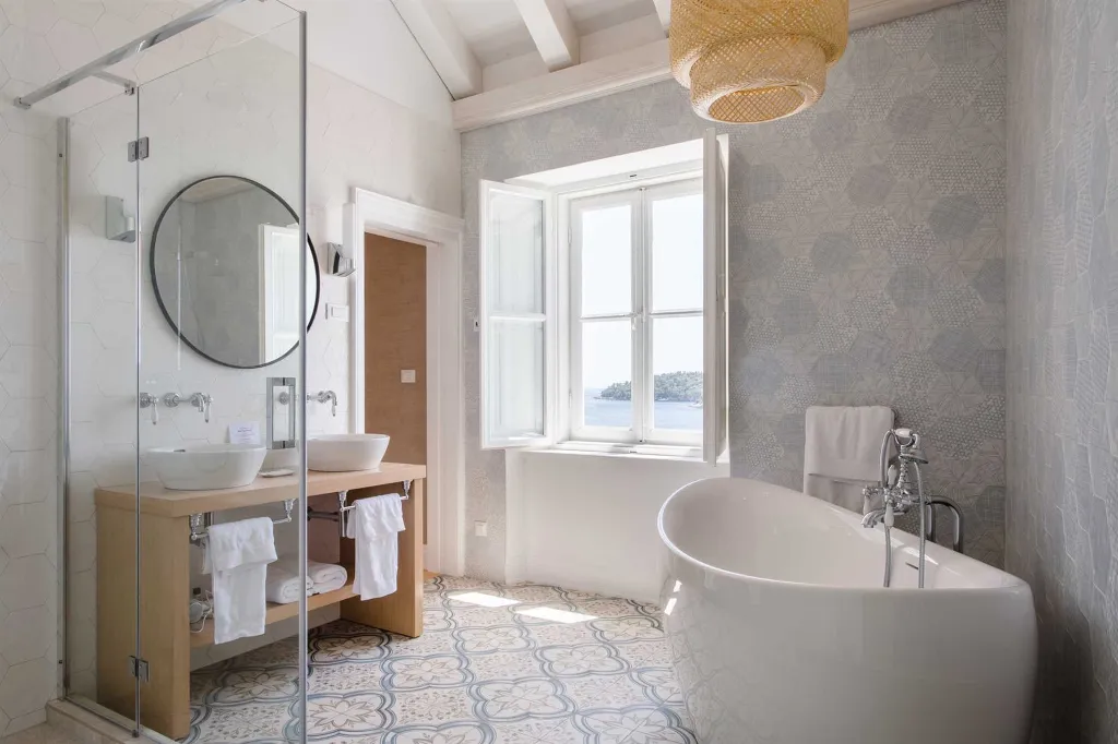 Heritage Stone Villa with Heated Pool in Dubrovnik