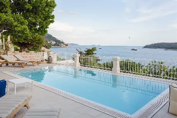 Heritage Stone Villa with Heated Pool in Dubrovnik