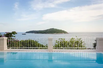 Heritage Stone Villa with Heated Pool in Dubrovnik