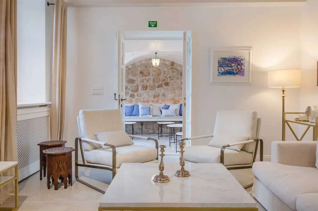 Heritage Stone Villa with Heated Pool in Dubrovnik