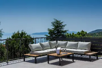 Spacious 5-Bedroom Villa with Infinity Pool in Opatija