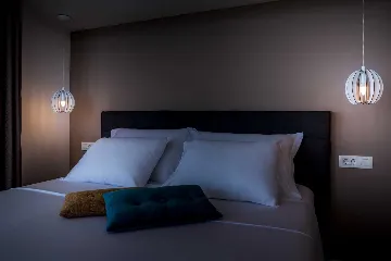 Spacious 5-Bedroom Villa with Infinity Pool in Opatija