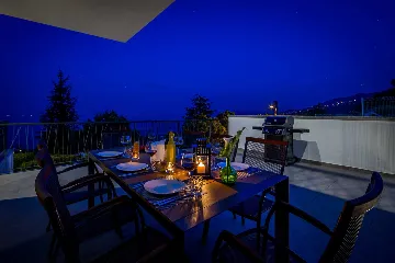 Spacious 5-Bedroom Villa with Infinity Pool in Opatija