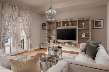 Elegant 4-Bedroom Villa with Pool in Vabriga