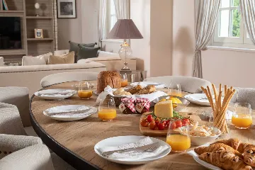 Elegant 4-Bedroom Villa with Pool in Vabriga