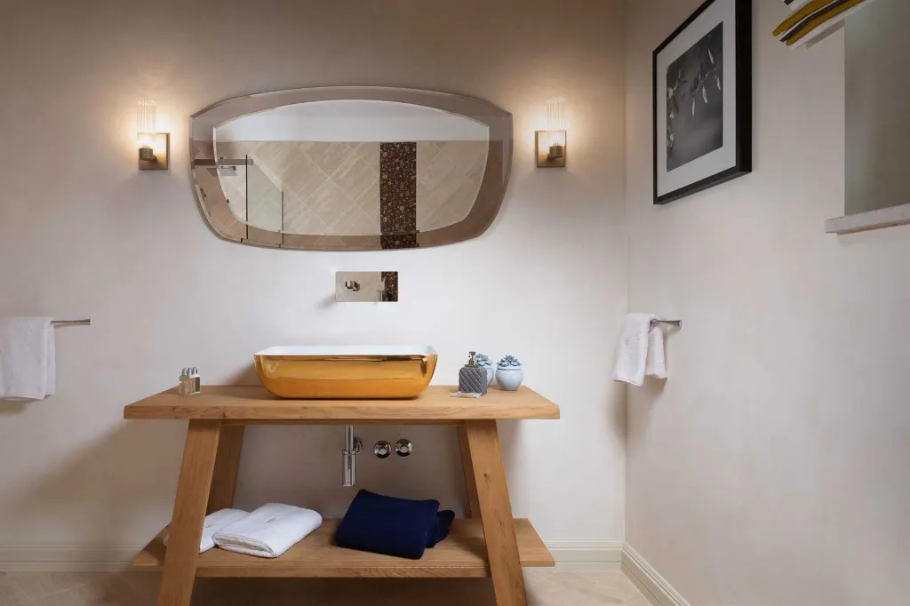 Elegant 4-Bedroom Villa with Pool in Vabriga