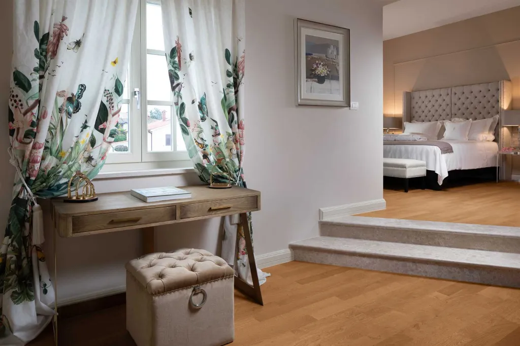 Elegant 4-Bedroom Villa with Pool in Vabriga