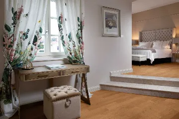 Elegant 4-Bedroom Villa with Pool in Vabriga