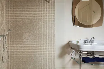 Elegant 4-Bedroom Villa with Pool in Vabriga