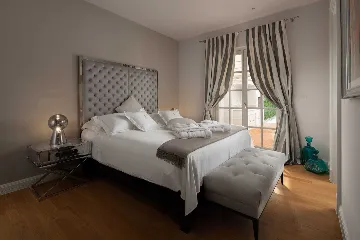 Elegant 4-Bedroom Villa with Pool in Vabriga