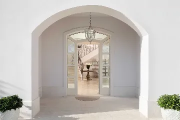 Elegant 4-Bedroom Villa with Pool in Vabriga