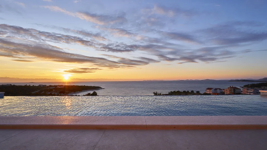 Panorama Infinity Villa with Pool, Primošten