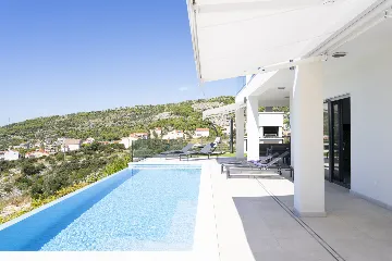 Panorama Infinity Villa with Pool, Primošten