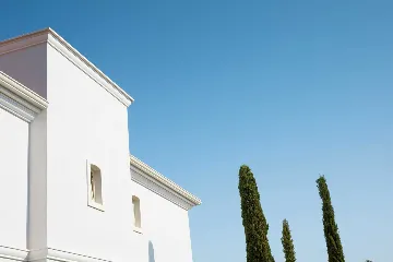 Elegant 4-Bedroom Villa with Pool in Vabriga