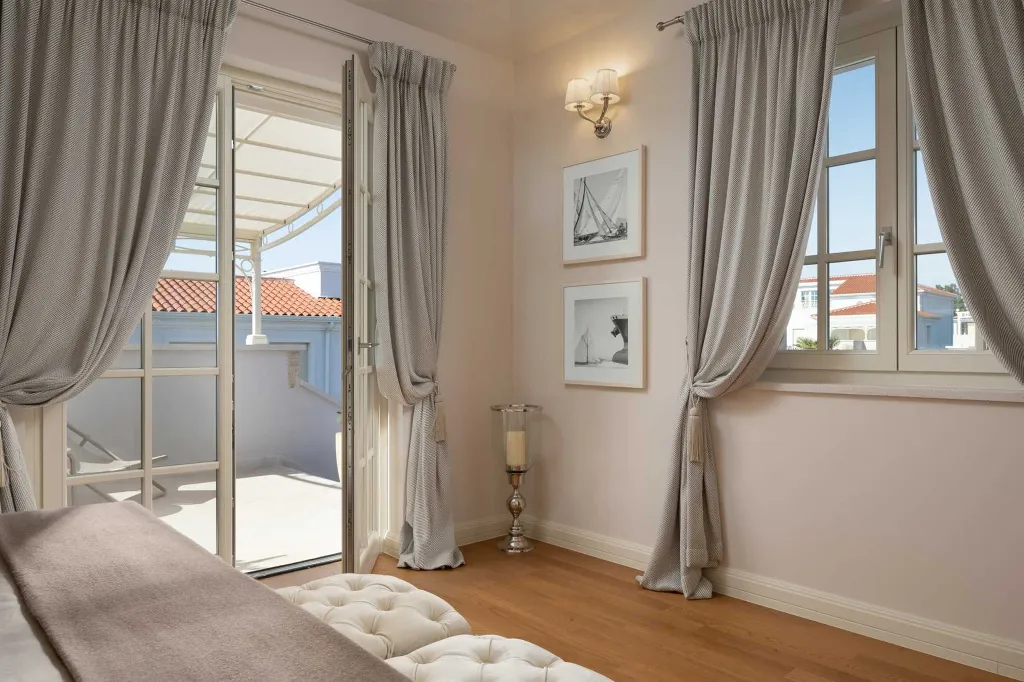 Elegant 4-Bedroom Villa with Pool in Vabriga