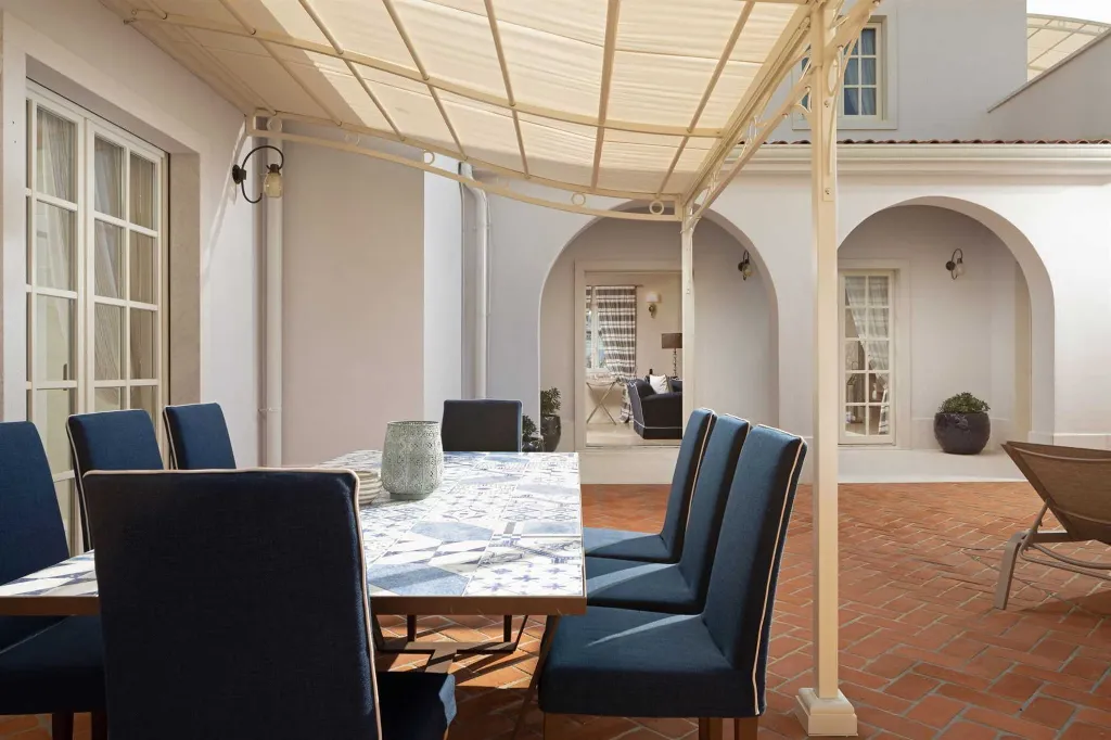 Elegant 4-Bedroom Villa with Pool in Vabriga