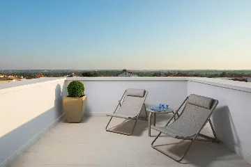 Elegant 4-Bedroom Villa with Pool in Vabriga