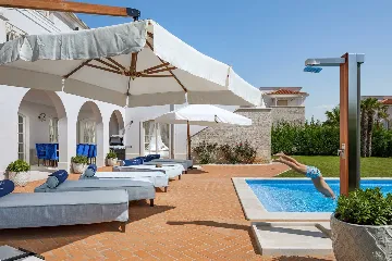 Elegant 4-Bedroom Villa with Pool in Vabriga, Istria