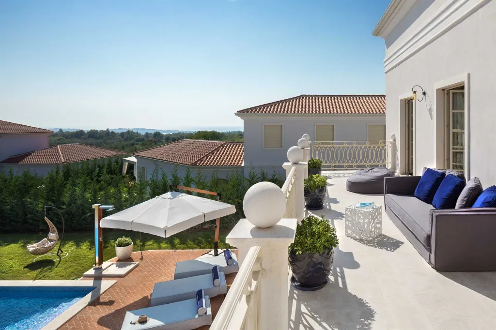 Elegant 4-Bedroom Villa with Pool in Vabriga, Istria