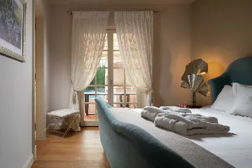 Spacious 4-Bedroom Villa with Pool in Vabriga