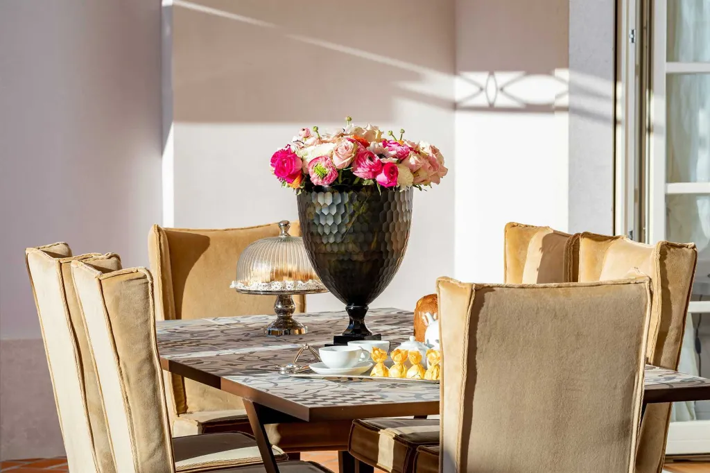 Spacious 4-Bedroom Villa with Pool in Vabriga