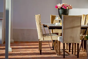 Spacious 4-Bedroom Villa with Pool in Vabriga