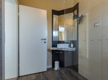 Spacious Country Villa with Pool in Vižinada