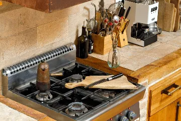 Seaside Villa Retreat with Pool, Zaraće