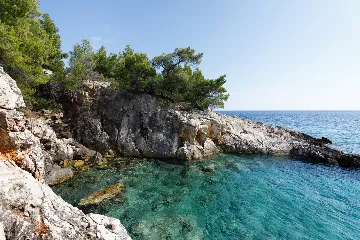 Seaside Villa Retreat with Pool, Zaraće