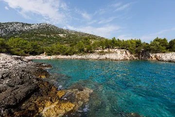 Seaside Villa Retreat with Pool, Zaraće