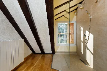 Seaside Villa Retreat with Pool, Zaraće