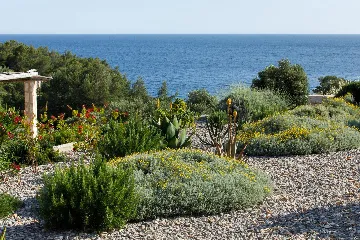 Seaside Villa Retreat with Pool, Zaraće