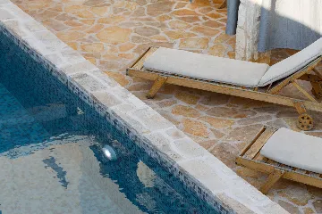 Seaside Villa Retreat with Pool, Zaraće