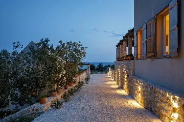 Seaside Villa Retreat with Pool, Zaraće