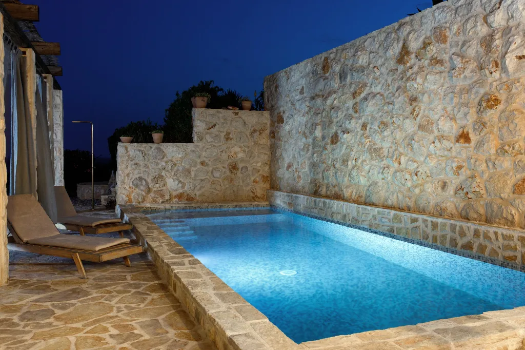 Seaside Villa Retreat with Pool, Zaraće