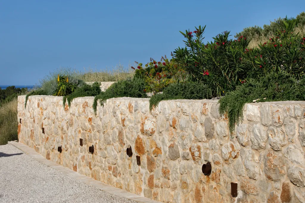 Seaside Villa Retreat with Pool, Zaraće