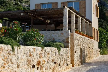 Seaside Villa Retreat with Pool, Zaraće