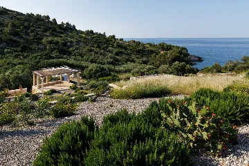 Seaside Villa Retreat with Pool, Zaraće