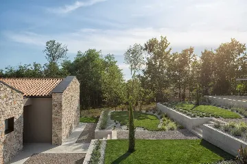 Modern Forestside Villa with Pool in Motovun