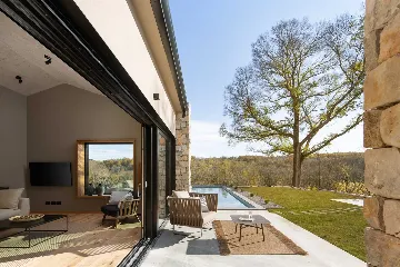 Modern Forestside Villa with Pool in Motovun