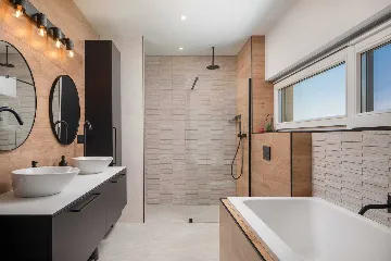 Private Villa with Pool and Tennis Court in Šibenik