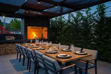 Private Villa with Pool and Tennis Court in Šibenik