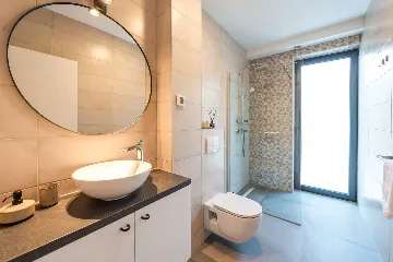 Modern Seafront Villa with Pool in Slano