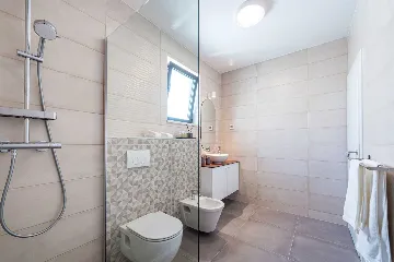 Modern Seafront Villa with Pool in Slano