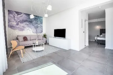 Modern Seafront Villa with Pool in Slano