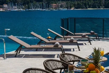 Modern Seafront Villa with Pool in Slano